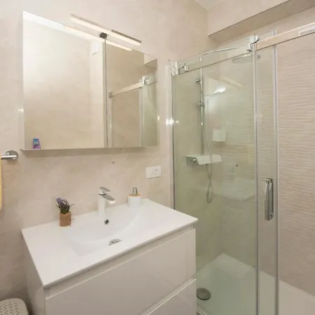 Apartament Gabriela *